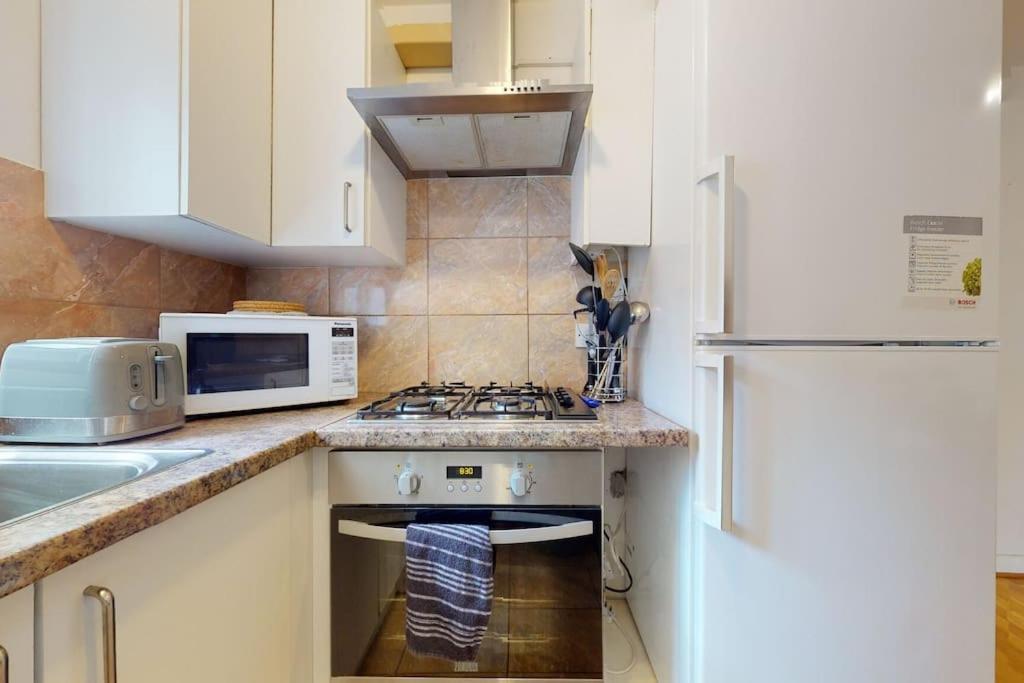 -air Con- Cute 2bd Flat 1 Min Maida Vale Station! * London